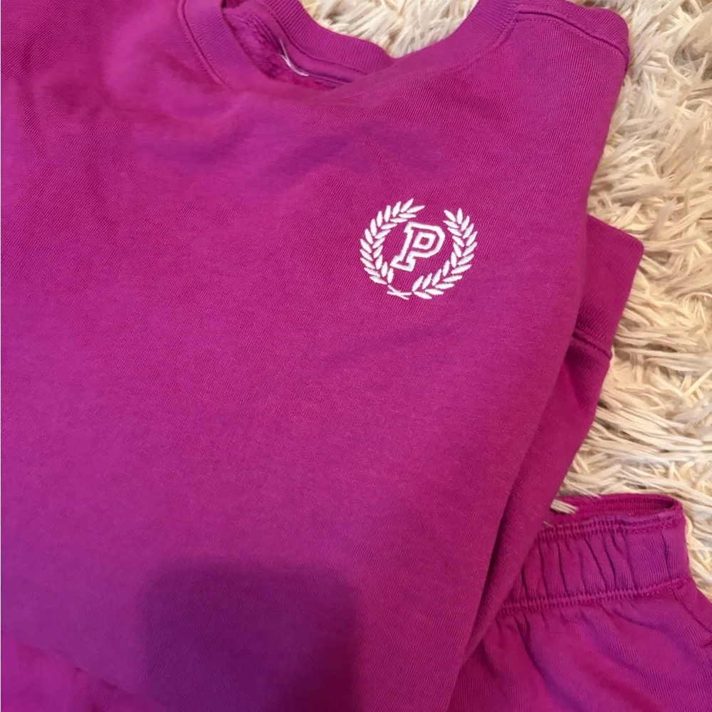 VS Pink Lounge Set - Picture 3 of 5